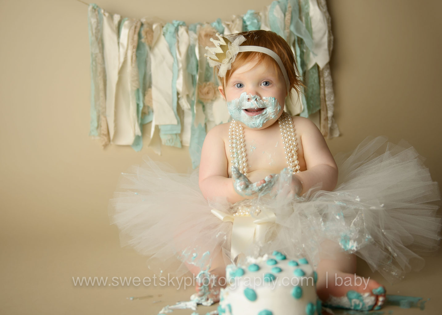 1st_Birthday_Cake_Smash
